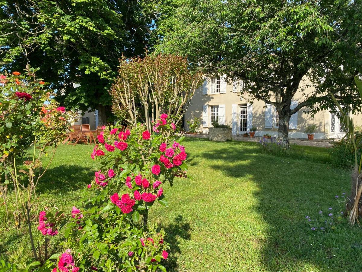 Bed and Breakfast Le Jardin Dans Les Vignes Barsac  Exterior foto